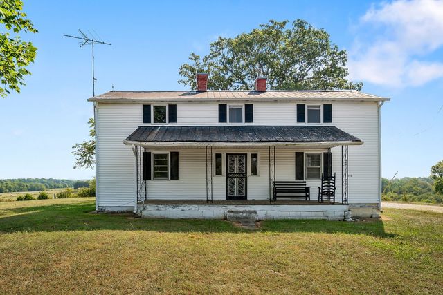 1298 S Bunker Hill Rd, Sparta, TN 38583