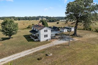 1298 S Bunker Hill Rd, Sparta, TN 38583