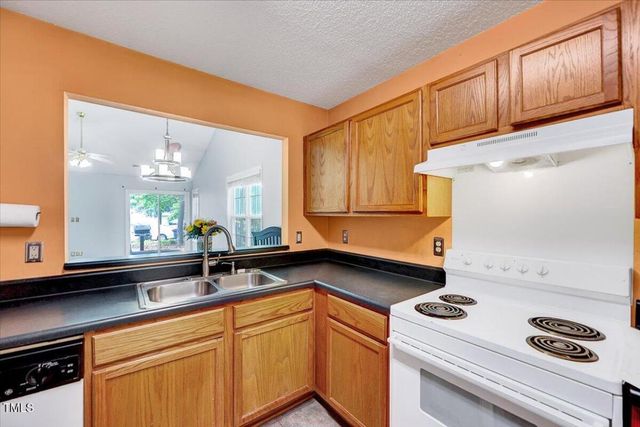 2 Donnelly Court, Durham, NC 27713