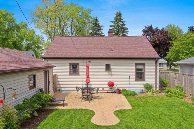 1137 E JARDIN STREET, Appleton, WI 54911