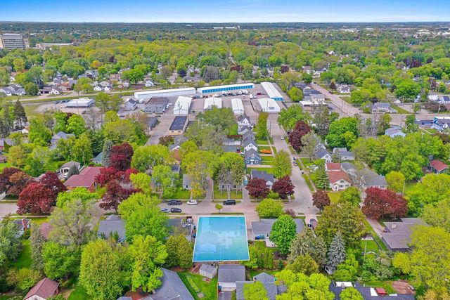1137 E JARDIN STREET, Appleton, WI 54911