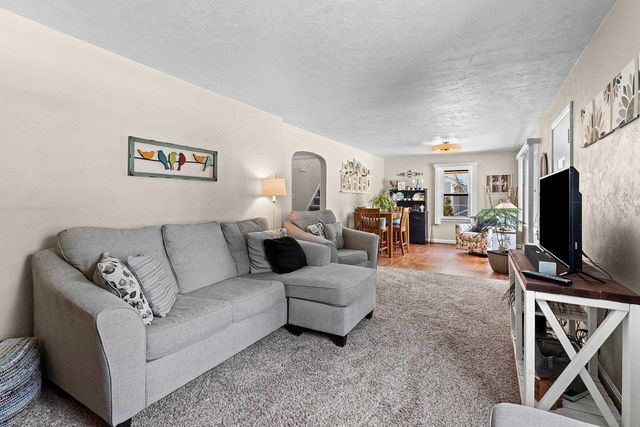 1137 E JARDIN STREET, Appleton, WI 54911