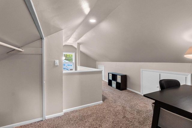 1137 E JARDIN STREET, Appleton, WI 54911