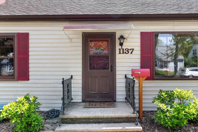 1137 E JARDIN STREET, Appleton, WI 54911