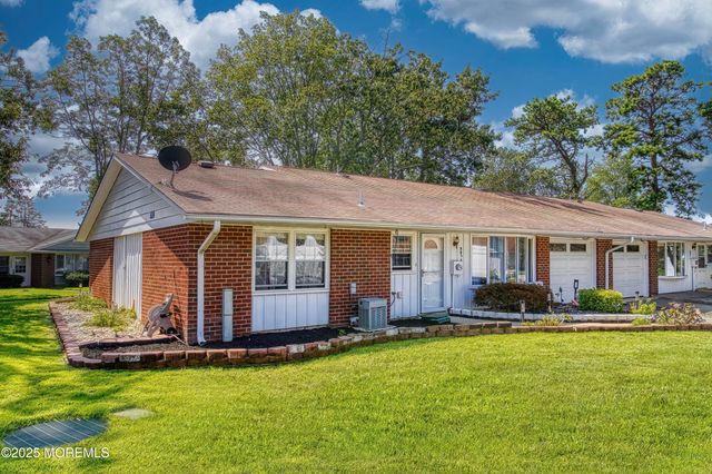 991B Argyll Circle, Lakewood, NJ 08701