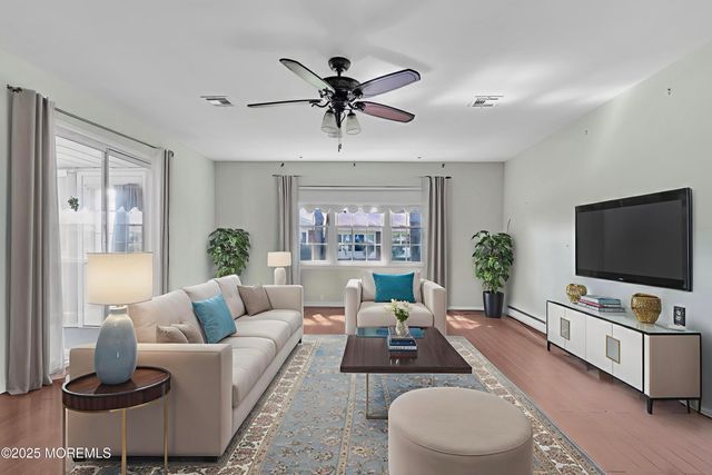 991B Argyll Circle, Lakewood, NJ 08701