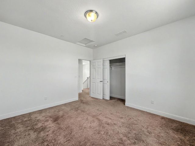 2698 N Arroyo Avenue, Fresno, CA 93727