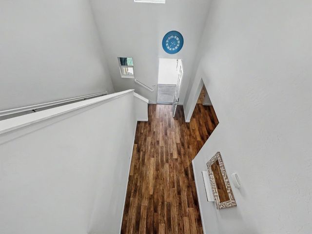 2698 N Arroyo Avenue, Fresno, CA 93727