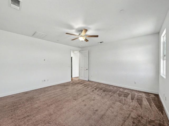 2698 N Arroyo Avenue, Fresno, CA 93727
