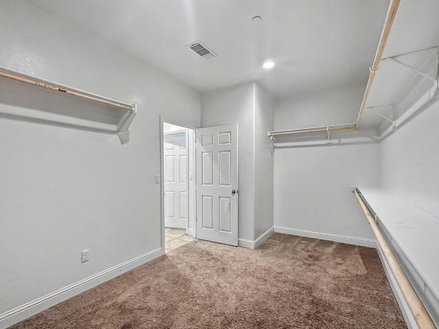 2698 N Arroyo Avenue, Fresno, CA 93727
