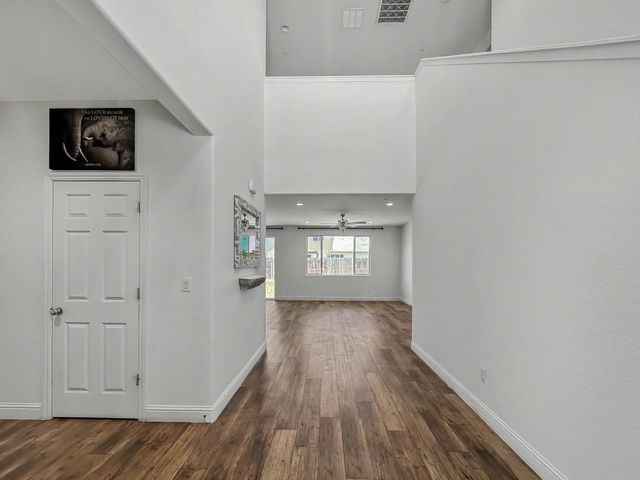 2698 N Arroyo Avenue, Fresno, CA 93727