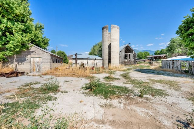 1632 S MAIN ST, Springville, UT 84663