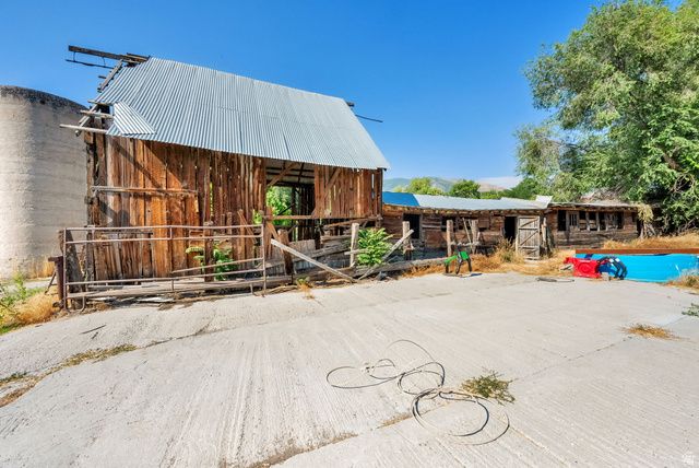 1632 S MAIN ST, Springville, UT 84663