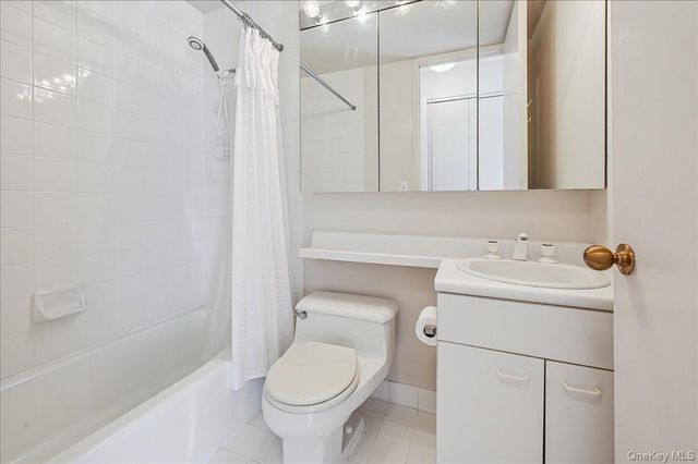 35 N Chatsworth Avenue 5H, Larchmont, NY 10538