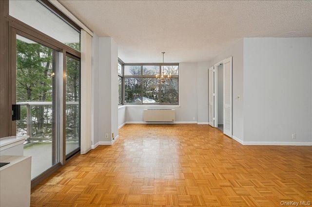 35 N Chatsworth Avenue 5H, Larchmont, NY 10538