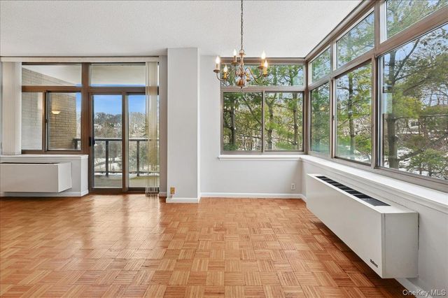 35 N Chatsworth Avenue 5H, Larchmont, NY 10538