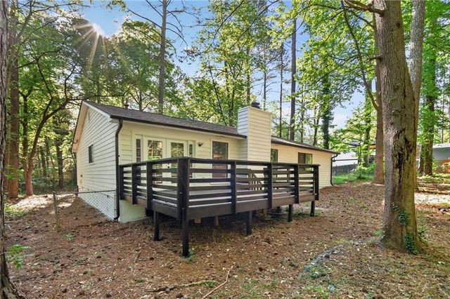 3208 Berrong Way, Stone Mountain, GA 30087