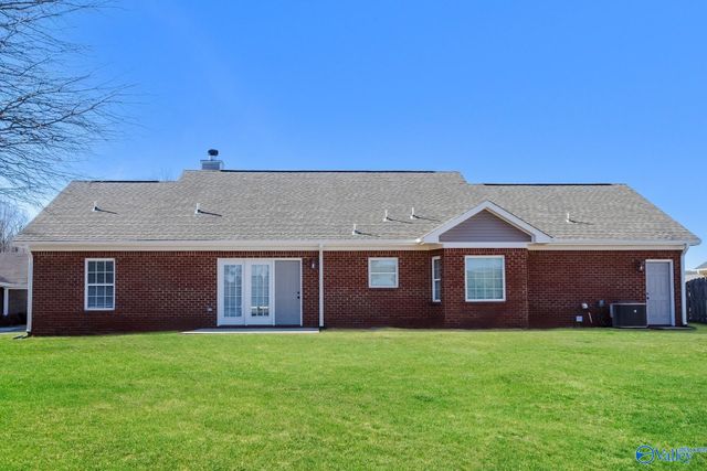 115 Chapel Creek Drive, Hazel Green, AL 35750