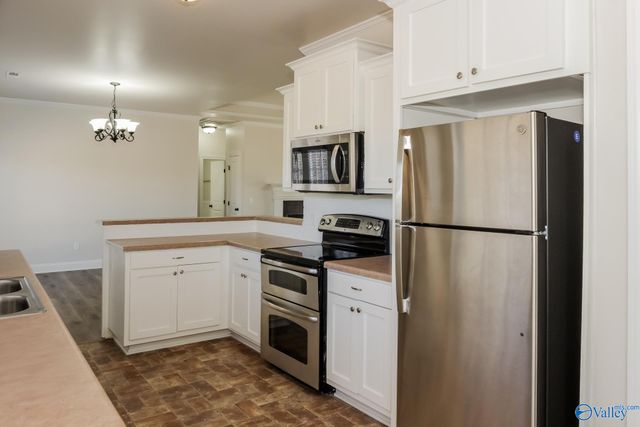 115 Chapel Creek Drive, Hazel Green, AL 35750