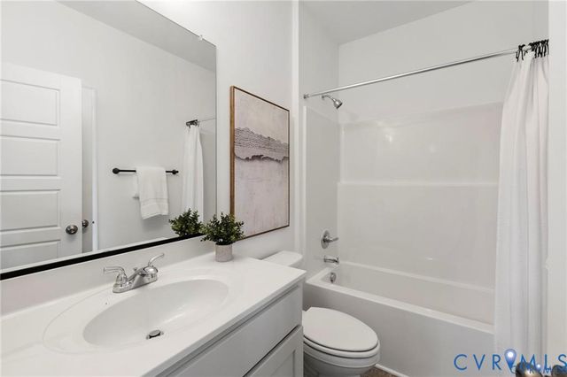 8201 McKibben Dr, Chesterfield, VA 23838