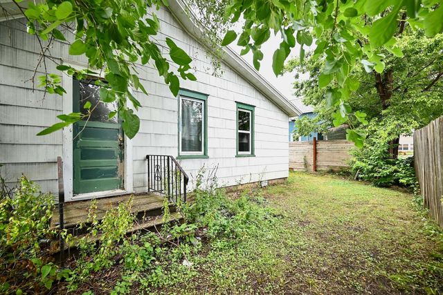 460 Lafayette Street, Winona, MN 55987