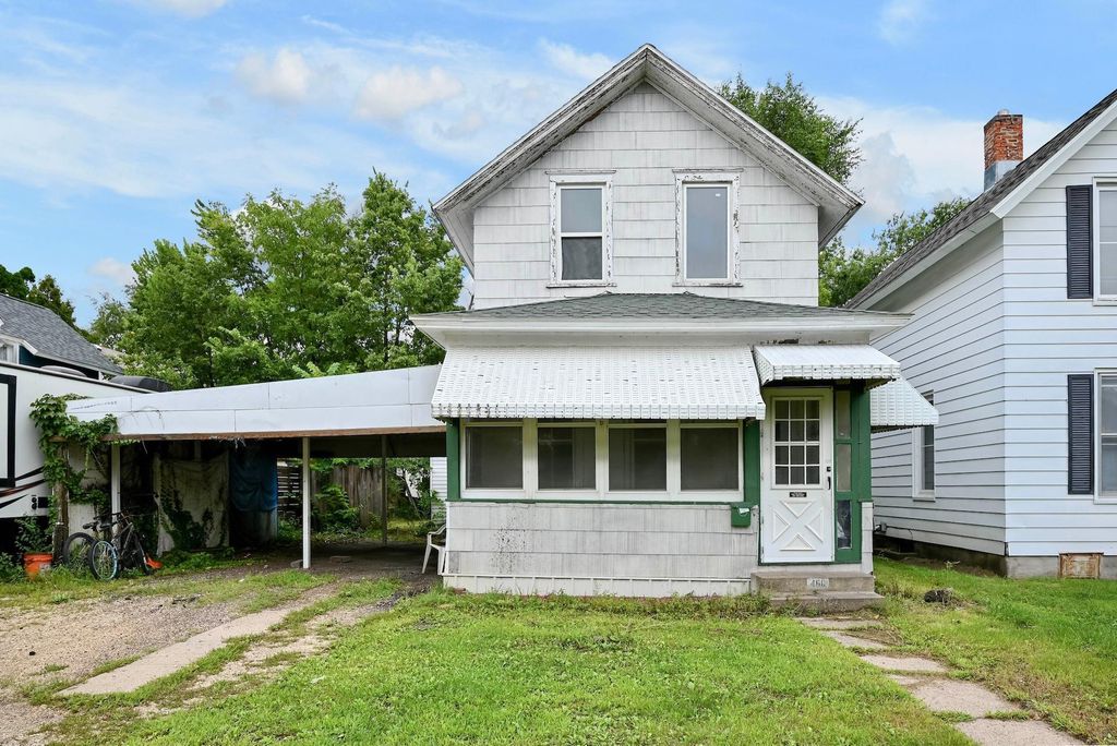 460 Lafayette Street, Winona, MN 55987