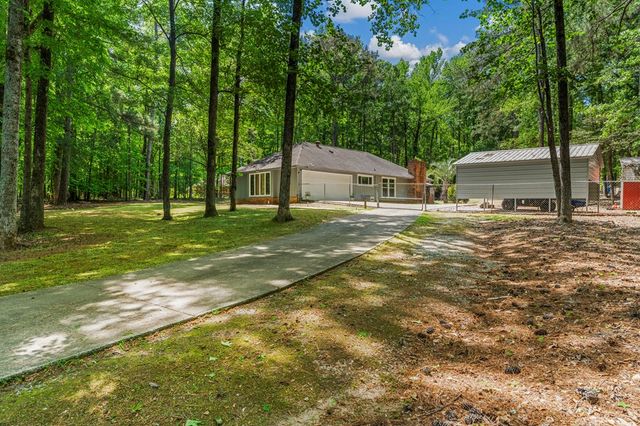776 Grey Smoke Loop, Cataula, GA 31804