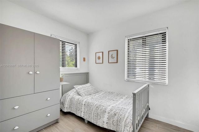 595 NW 101st St 0, Miami, FL 33150