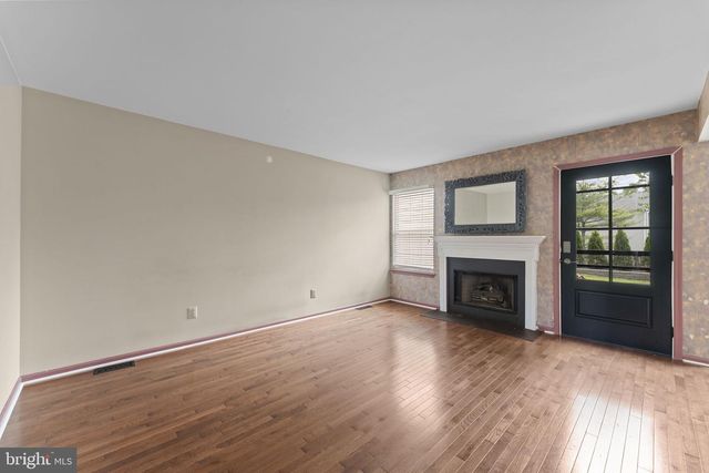 1171 HILL RD, Lansdale, PA 19446