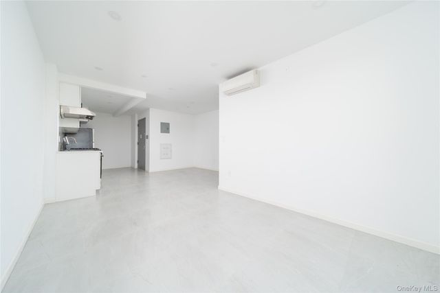 14610 35 Avenue 4B, Flushing, NY 11354
