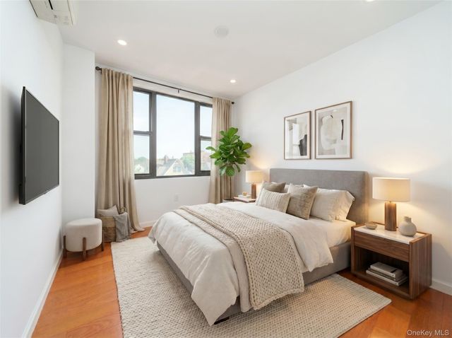 14610 35 Avenue 4B, Flushing, NY 11354