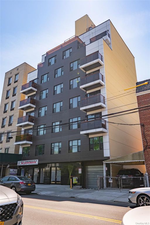 14610 35 Avenue 4B, Flushing, NY 11354