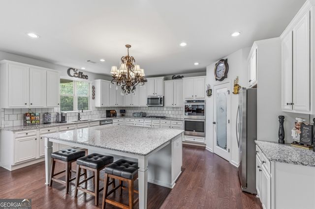 7905 Brewton Creek Drive, Cumming, GA 30028