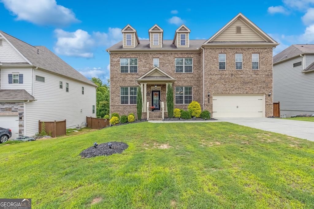 7905 Brewton Creek Drive, Cumming, GA 30028