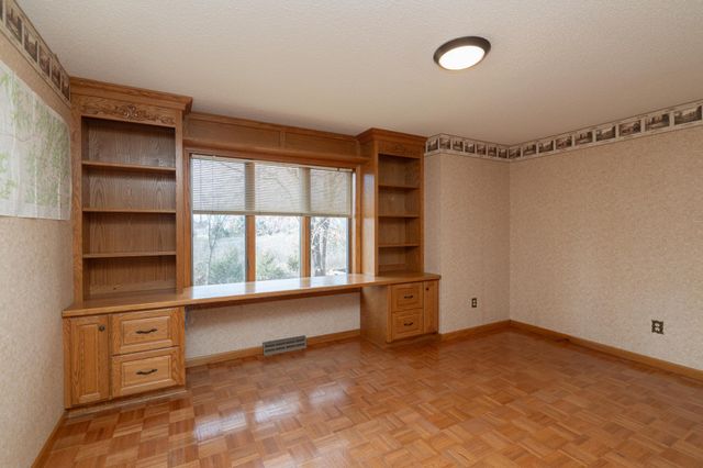 W12041 497th Avenue, Prescott, WI 54021