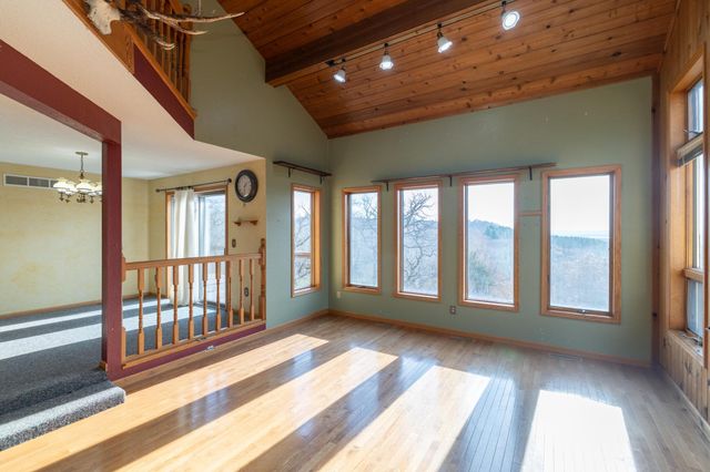 W12041 497th Avenue, Prescott, WI 54021
