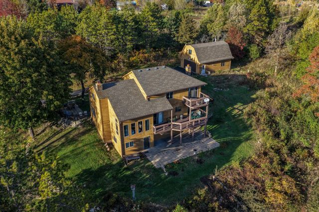 W12041 497th Avenue, Prescott, WI 54021