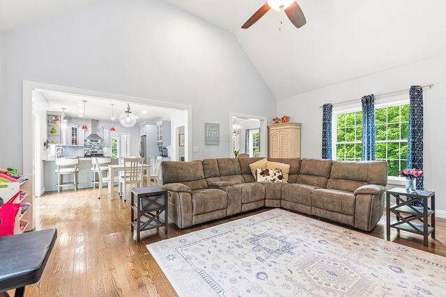 295 Branch St, Mansfield, MA 02048