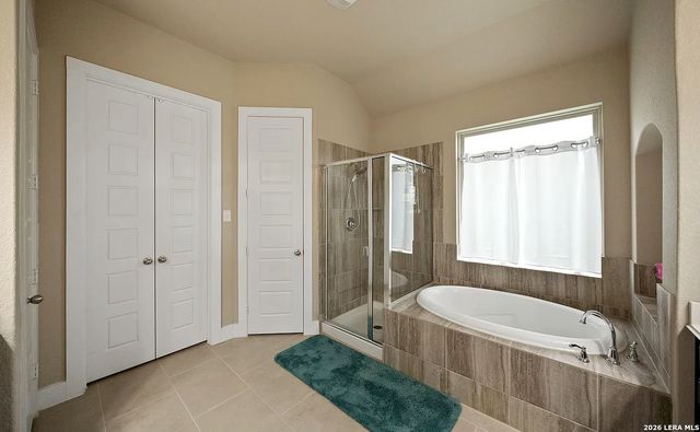 7606 FOSS ALY, San Antonio, TX 78254