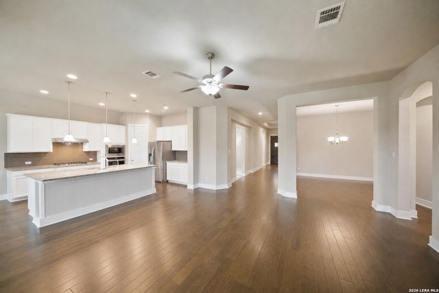 7606 FOSS ALY, San Antonio, TX 78254