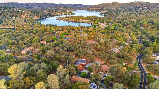 14135 lodgepole Dr, Penn Valley, CA 95946