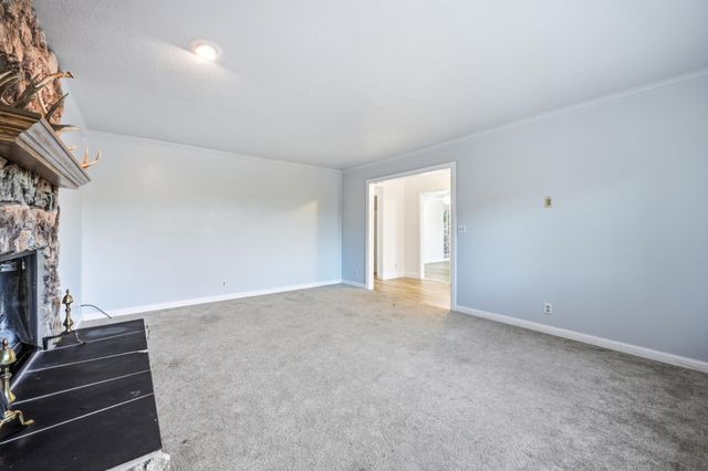 14135 lodgepole Dr, Penn Valley, CA 95946
