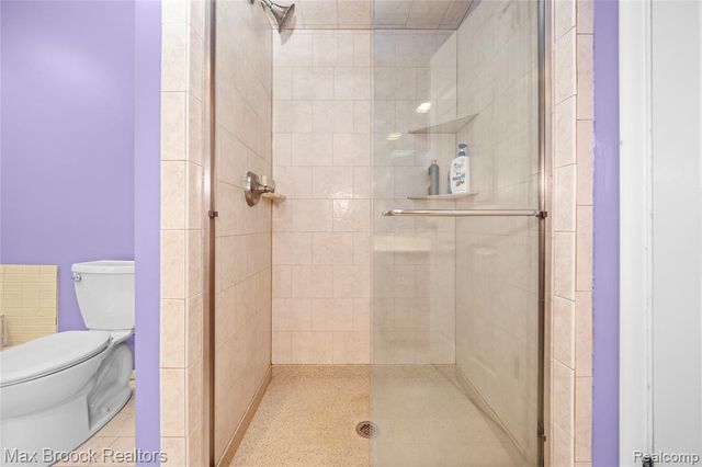 31223 Country Ridge Circle, Farmington Hills, MI 48331