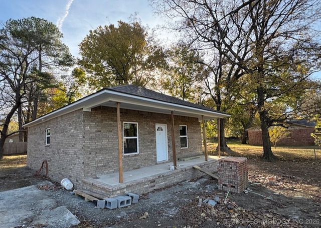 503 S Dogwood Street, Muldrow, OK 74948