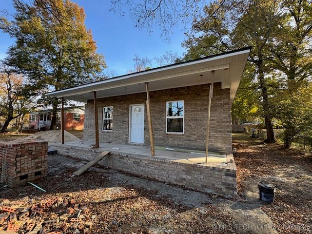 503 S Dogwood Street, Muldrow, OK 74948