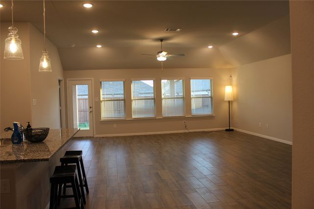 13092 Yellowstone Way, Providence Village, TX 76227