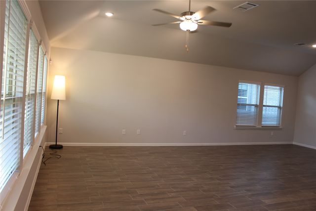 13092 Yellowstone Way, Providence Village, TX 76227