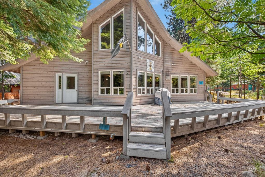 918 Fairway Drive, McCall, ID 83634 photo 2