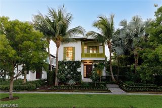 912 9th AVE S, Naples, FL 34102