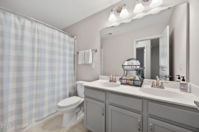 528 Spring Flower Court, Cary, NC 27511